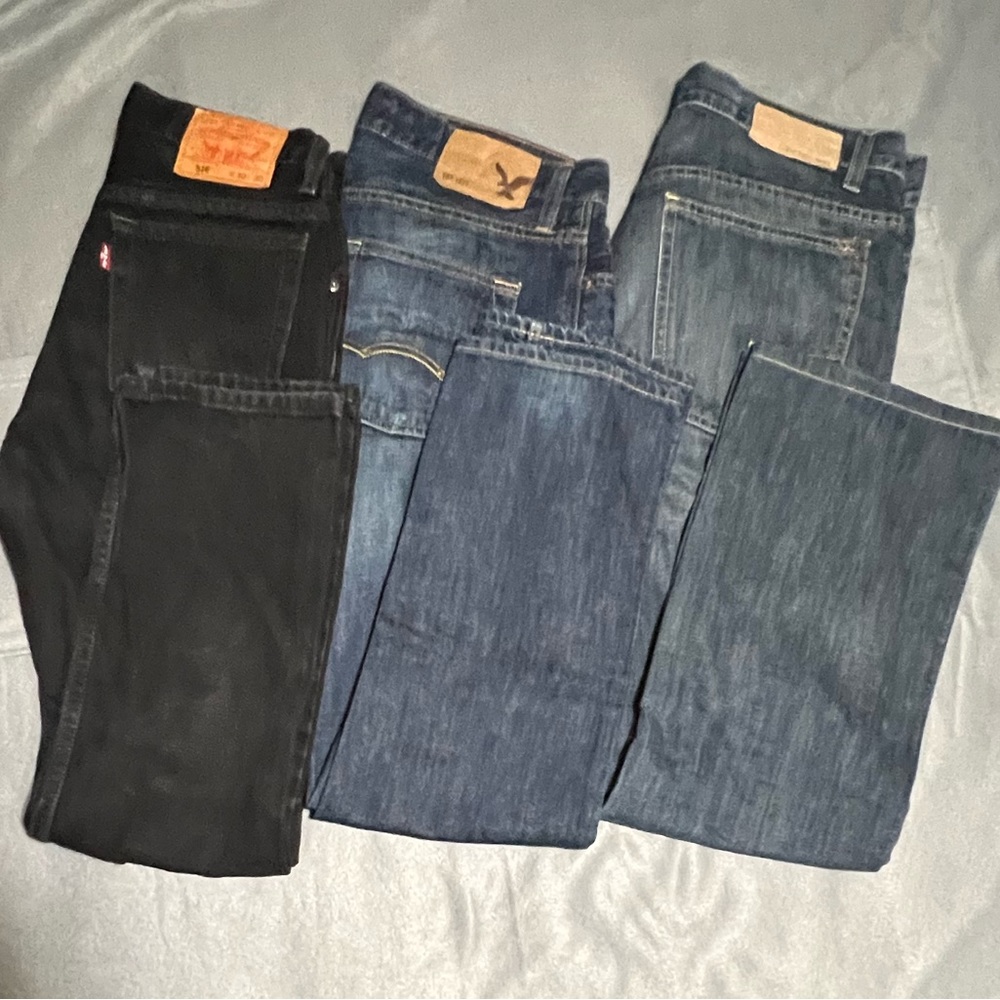 3 PAIRS OF BRANDED JEANS